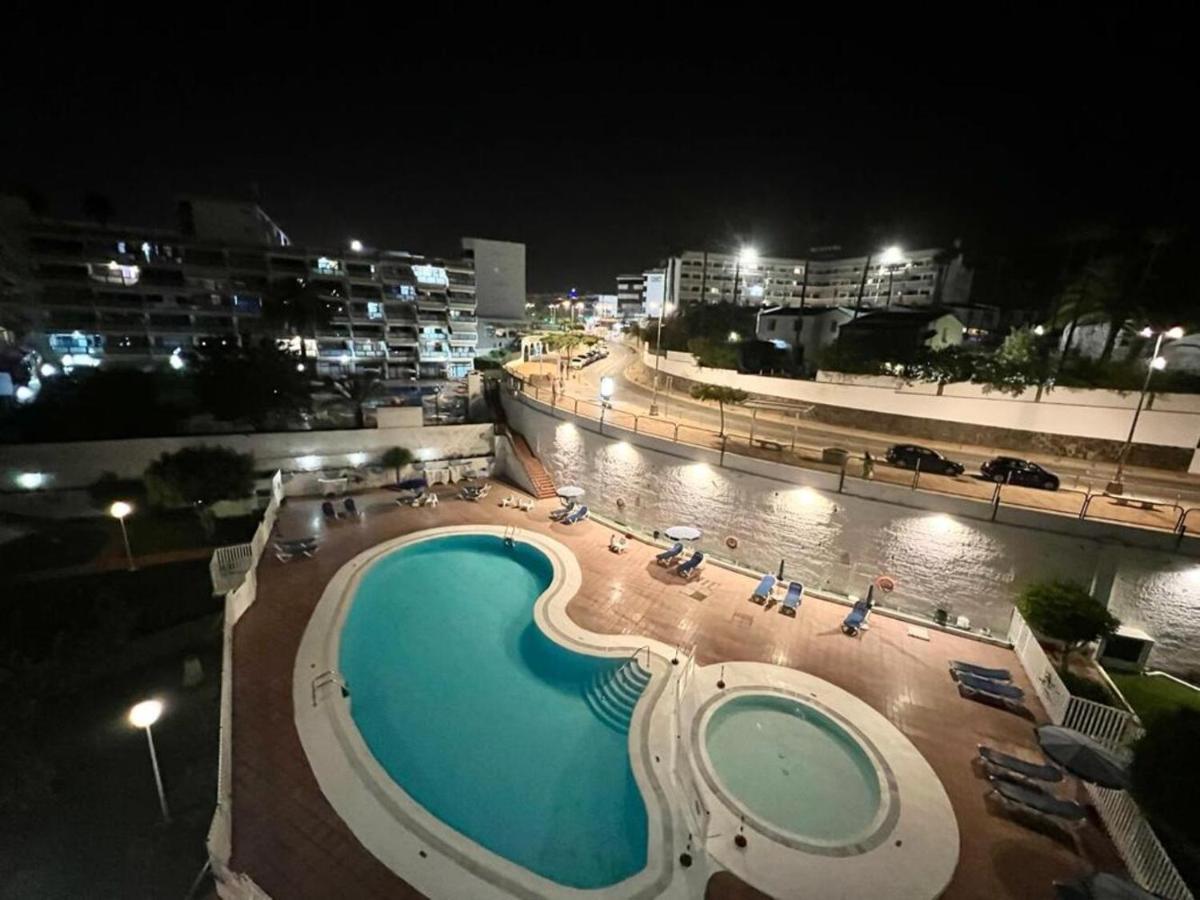 Apartment In The Heart Of Playa Del Ingles San Bartolomé Luaran gambar